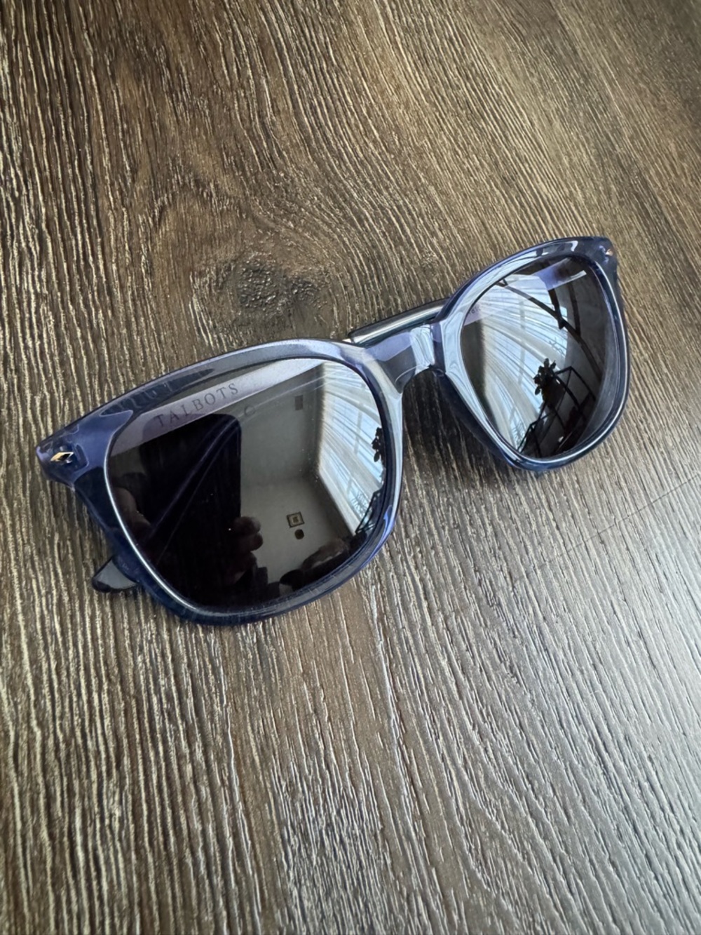 New Talbots Classic Navy Sunglasses